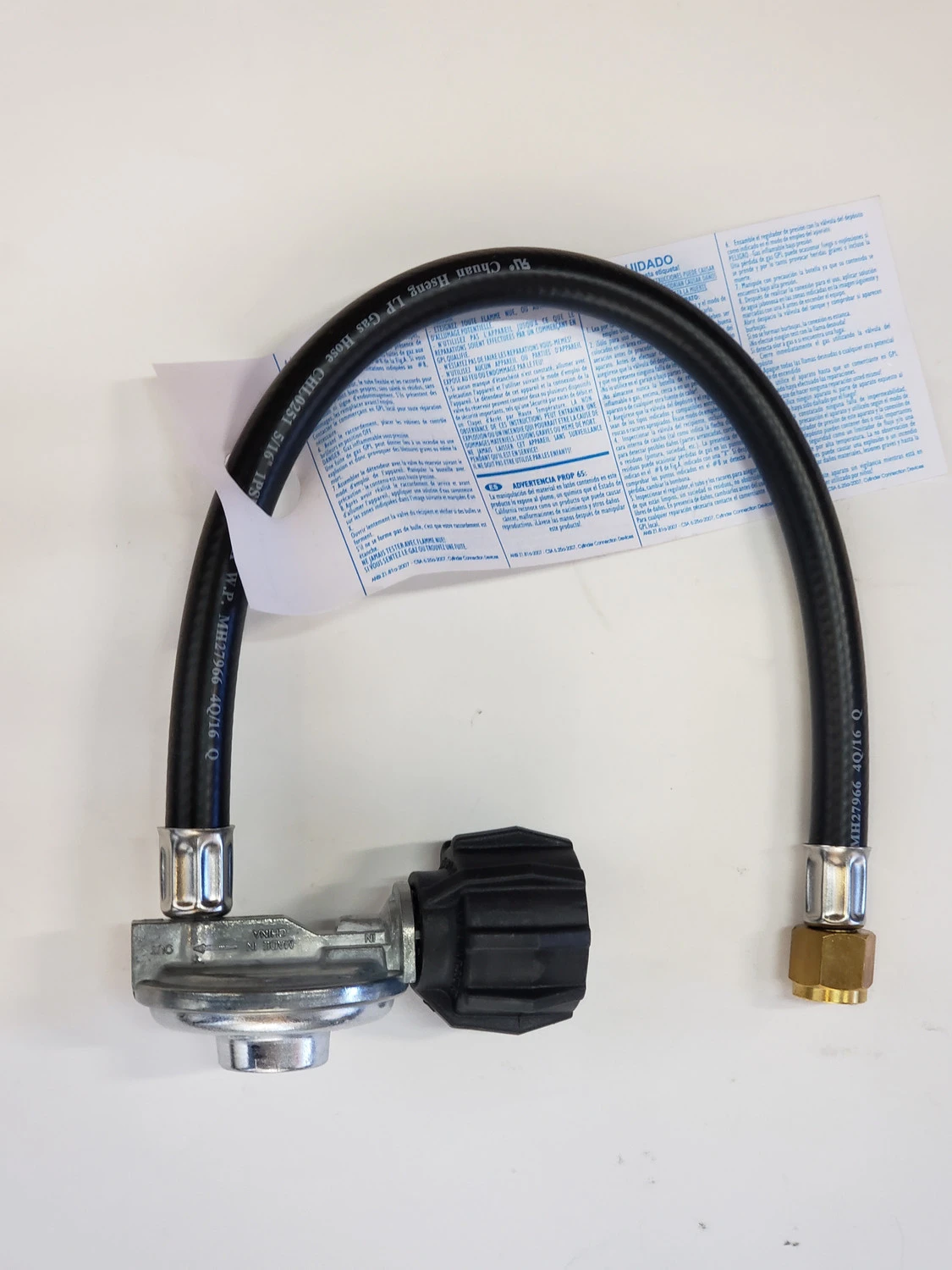 Weber 17" QCC1 Hose And Regulator - 69891 3 Weber 17" QCC1 Hose And Regulator - 69891