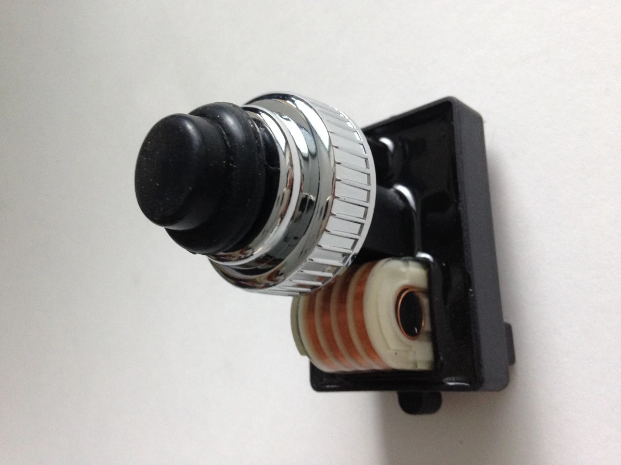 Dual (2) Spade Outlet Battery Ignition Module - IGEIB2 3 Dual (2) Spade Outlet Battery Ignition Module - IGEIB2